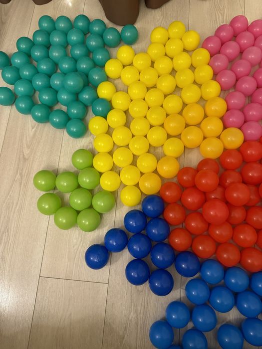Шарики в сухой бассейн , палатку