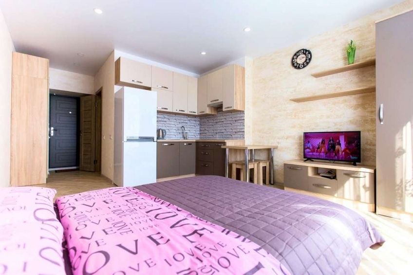 Посуточно стильная и уютная студия в ЖК Синергия , все рядом