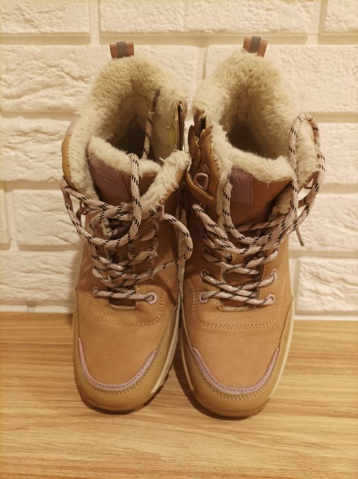 Trzewiki dziewczęce