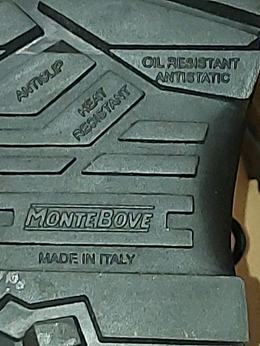 Botas pretas Montebove tamanho 40 novos, oferecem conforto