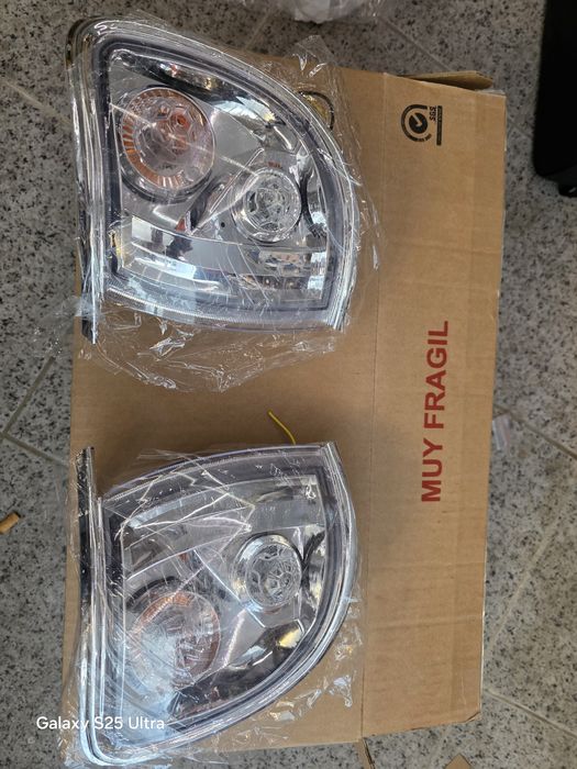 Farolins Nissan terrano