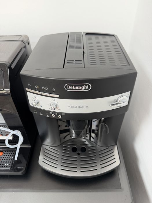 Кавова машина DeLonghi Magnifica з Німечини як нова