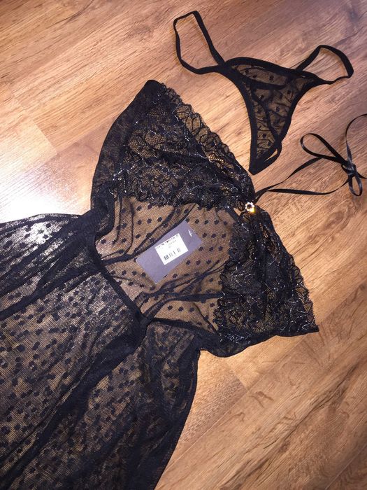 Пеньюар и трусики-стринги набор в коробке