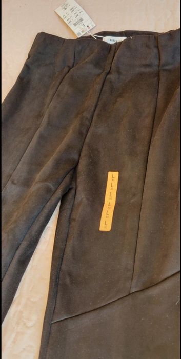 Damskie welurowe spodnie rozmiar L