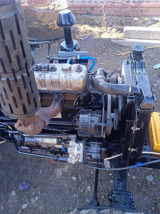 Продам трактор не дорого