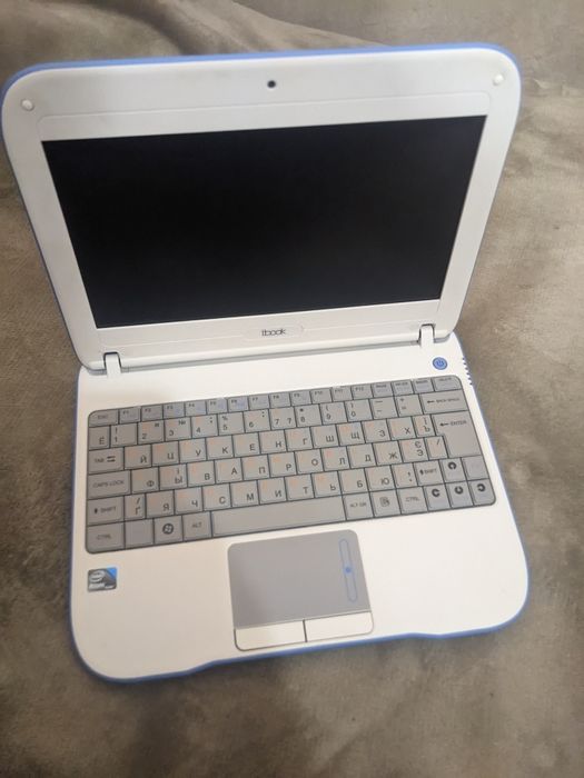 Маленький ноутбук Lbook