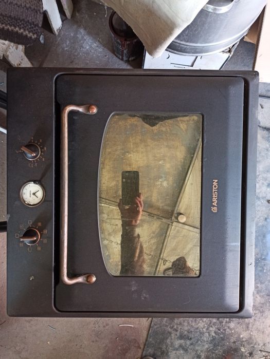 Духовой шкаф Ariston ( электрический)