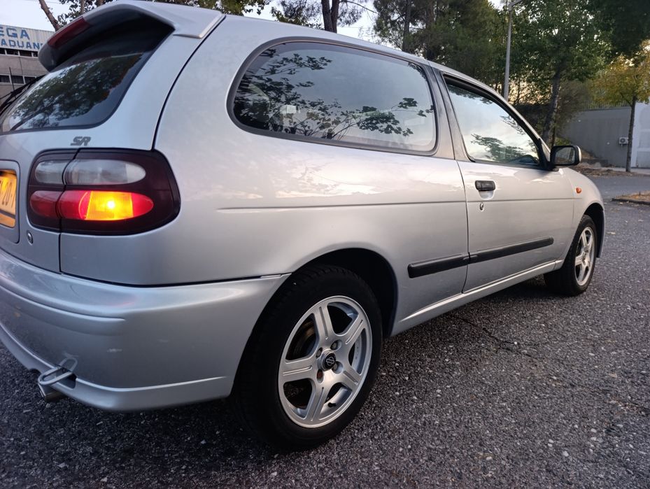 Nissan Almera