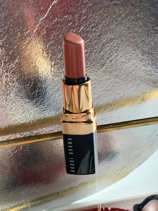 Bobbi Brown szminka beige 2