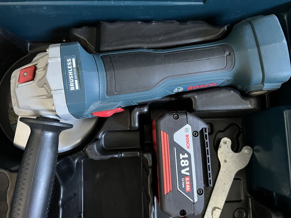 Безщіткова Акум. Болгарка Bosch GWS 18V-7