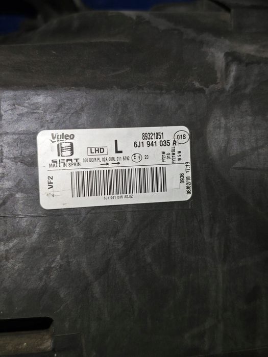 Reflektor lampa lewy przód xenon Seat Ibiza IV 6J