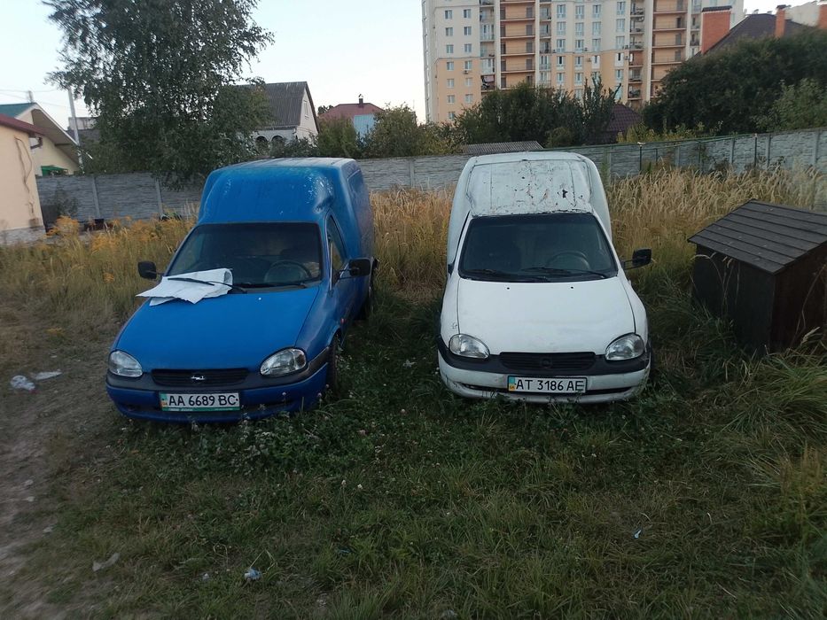 Авто Опель комбо 1997 1,7 дизель