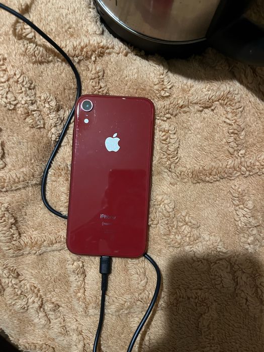 Продам iphone xr  стан 8/10