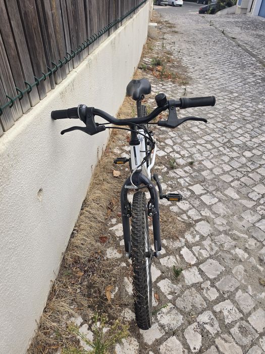 Bicicleta BTT criança Decathlon 20" branco