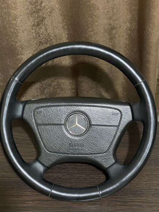 Руль Мерседес W124,126,210 дорест