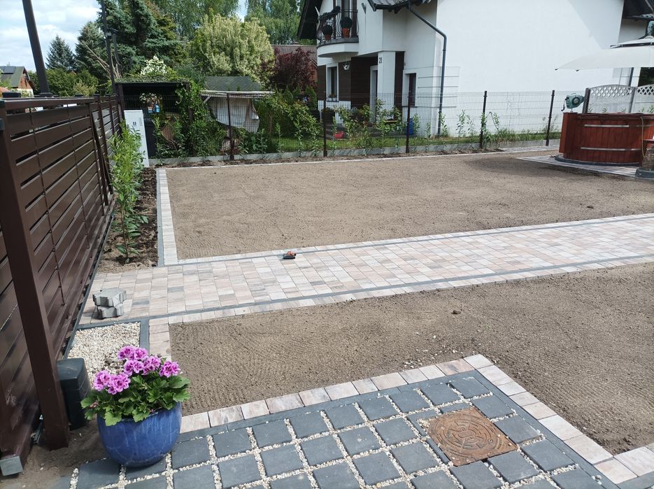 Pielęgnacja/zakładanie ogrodu,wertykulacja,usługi miniładowarką