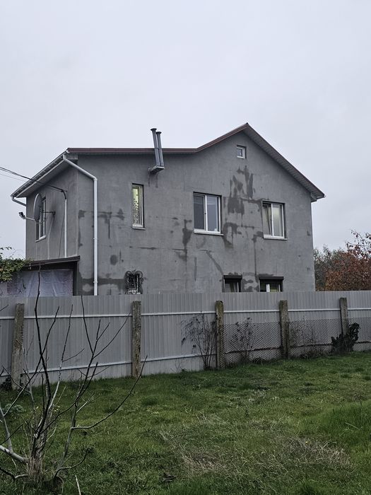 Продам дом в пригороде Черноморска