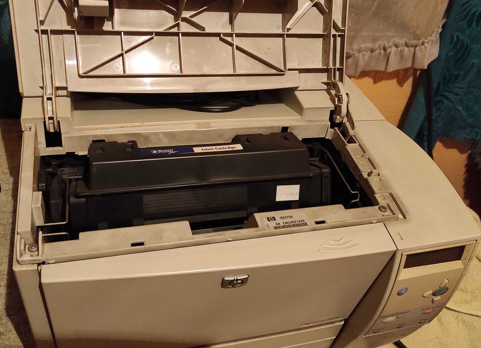 Drukarka laserowa HP LaserJet 2300DN