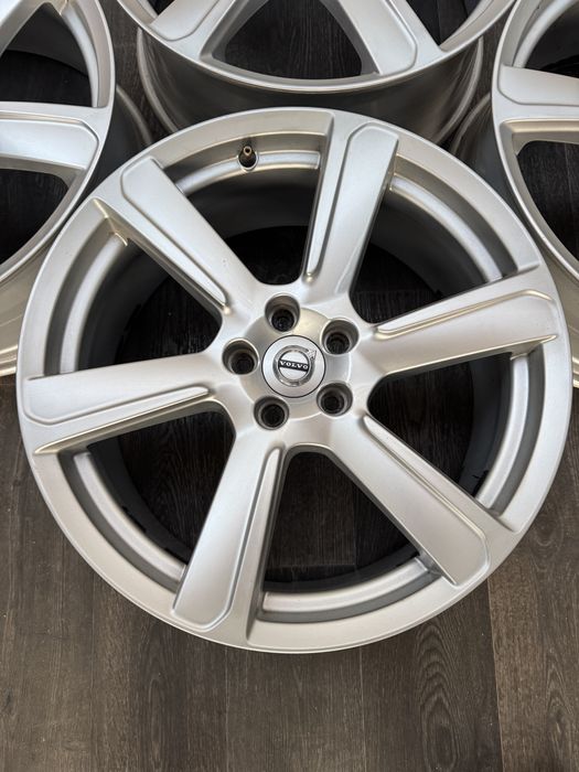 Диски Volvo 5/108:R19