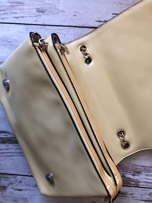 Сумка Guess нова