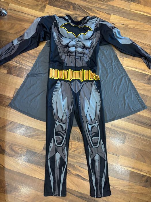 Фирменный костюм Бэтмена Batman H&m на 6-8 лет: 750 грн. - Одяг для ...