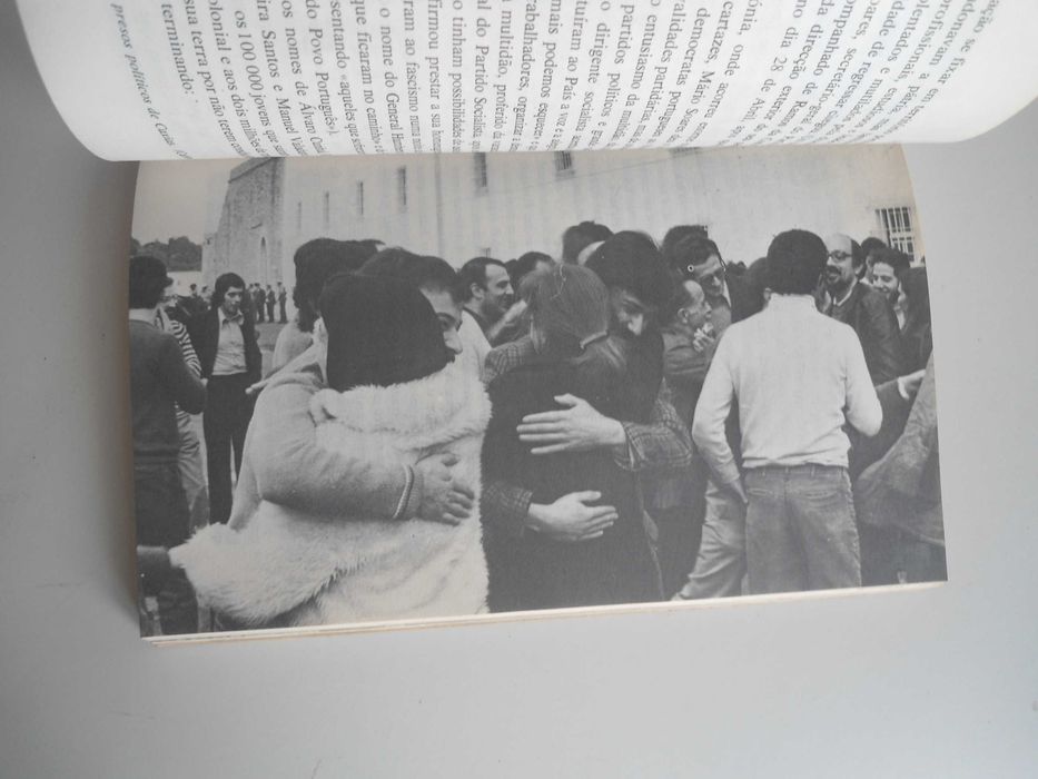 25 de Abril - Documento