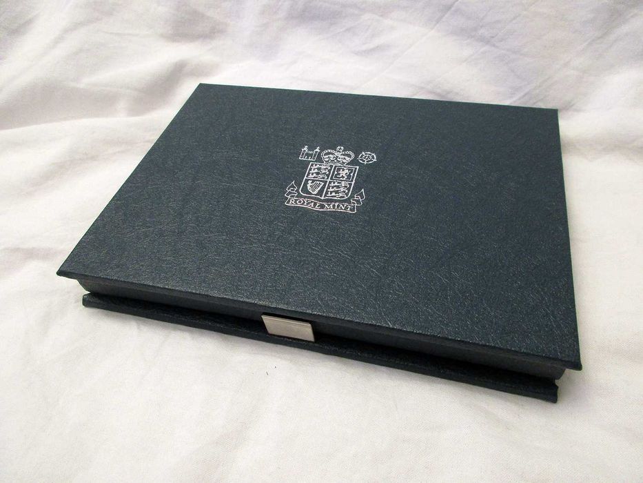 Conjunto de moedas Proof da Casa da Moeda Real Britânica de 1983