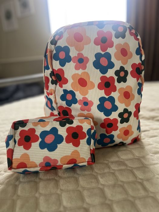 Рюкзак для дівчинки