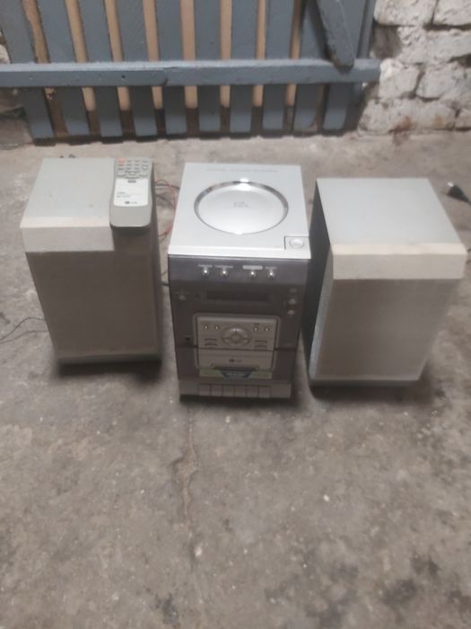 Mini wieża stereo lg.
