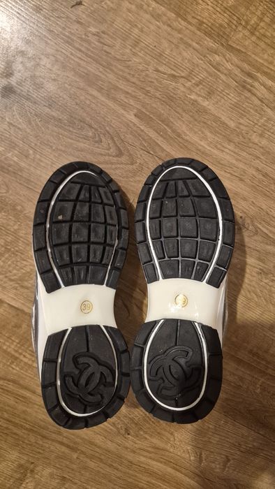 Buty rozmiar 39 nowe