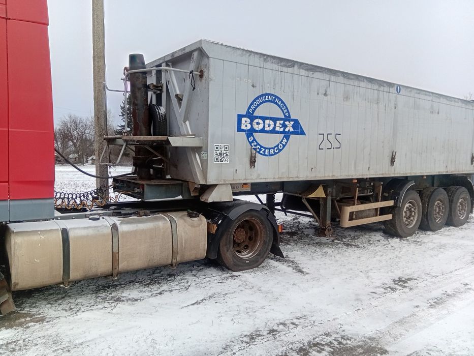 Самосвал DAF  FT XF 105.410