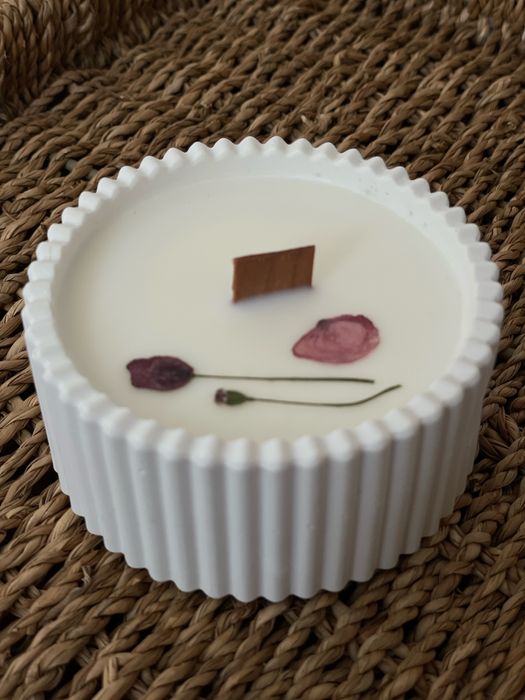 Свеча из соевого воска с деревянным фитилем