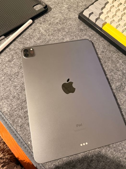 iPad Pro m1 256gb