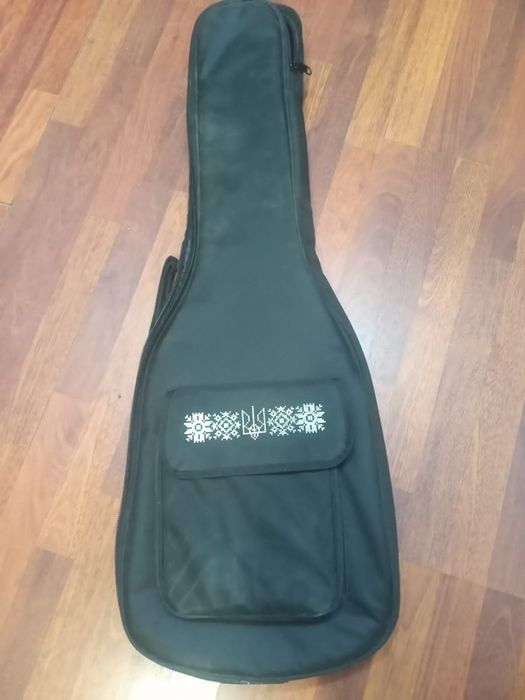 Продам єлектрогітару cort g250se