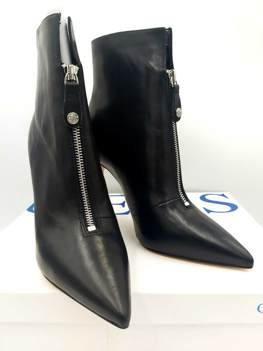 Nowe botki GUESS rozmiar 39 czarne skórzane szpilki suwak