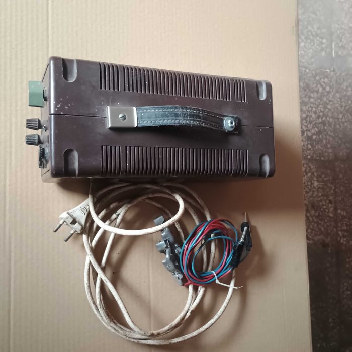 Zabytkowy prostownik MICO-X NRD 220V 6-12 V