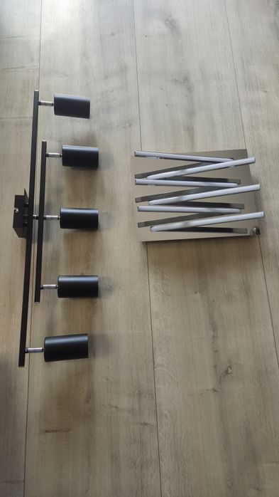 Lampy sufitowe czarna i srebrna