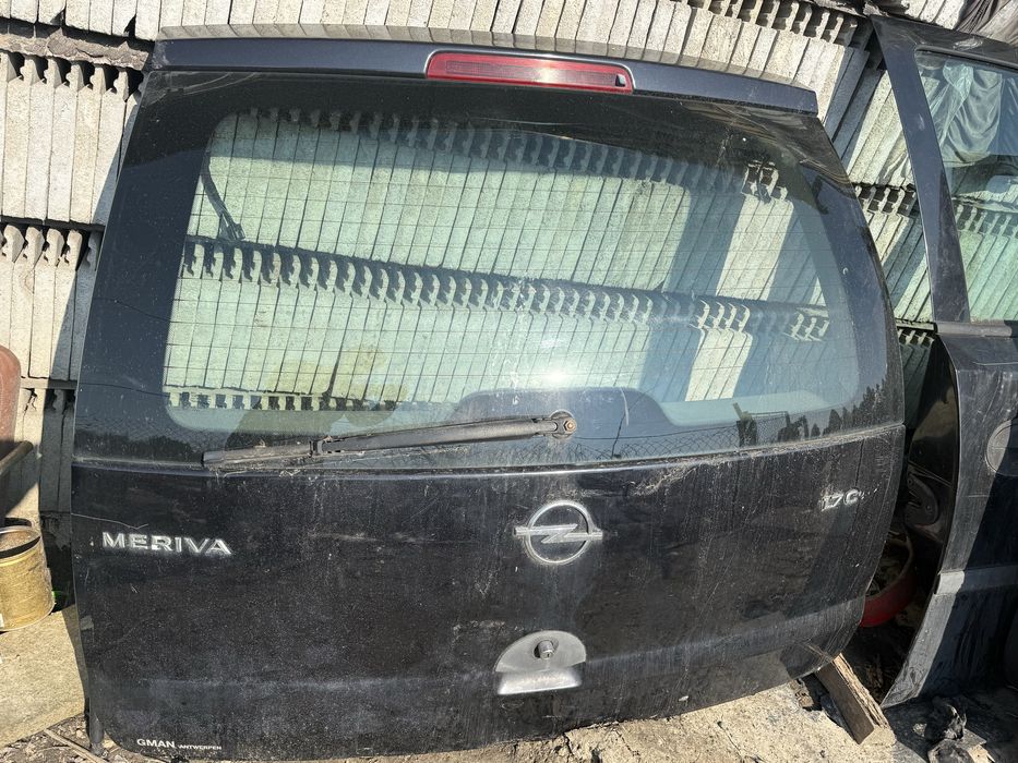 Klapa bagażnika tył opel meriva a
