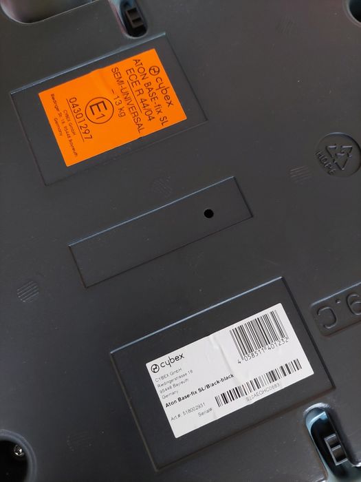 Fotelik z bazą  Cybex Atom 5