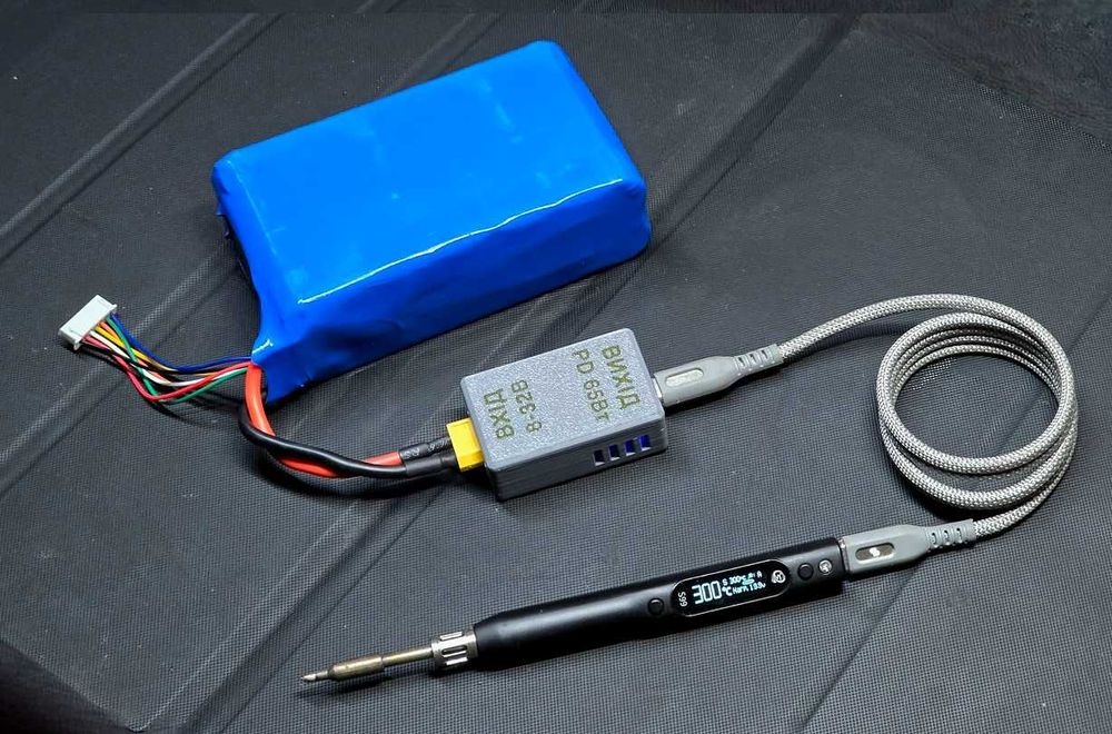 Зарядний модуль Type-C або USB-A з вхідним роз’ємом XT60