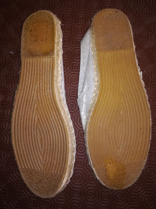Sapatilhas prateadas