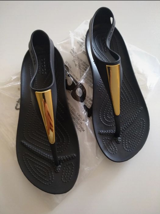 Crocs Serena Flip W7  37-38