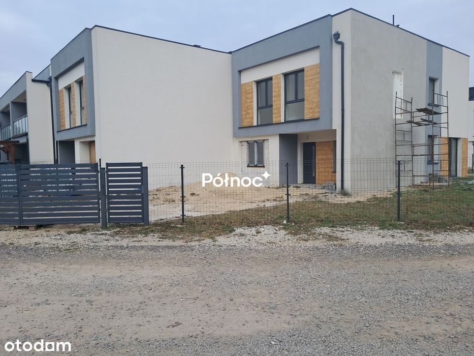 Apartament  z ogródkiem i miejscem postojowym