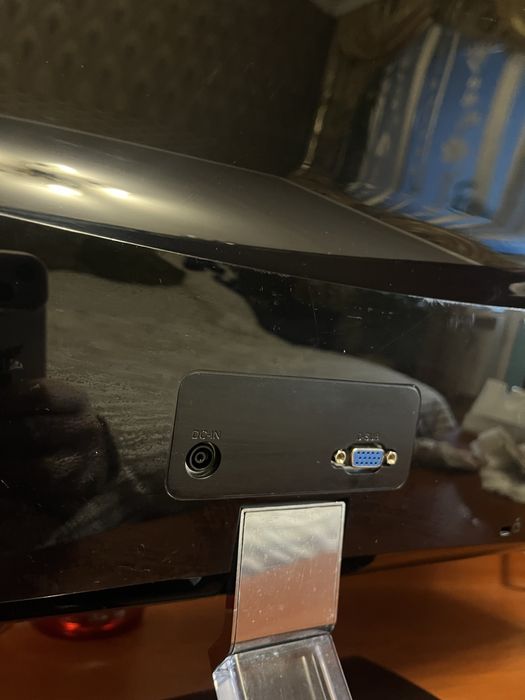 Монітор LG Flatron E2360S-PN (23”)