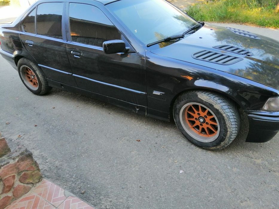 BMW           e36