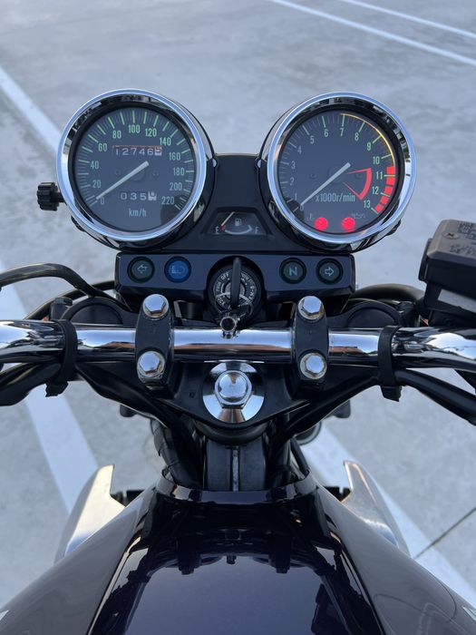 Продаж Kawasaki er 5