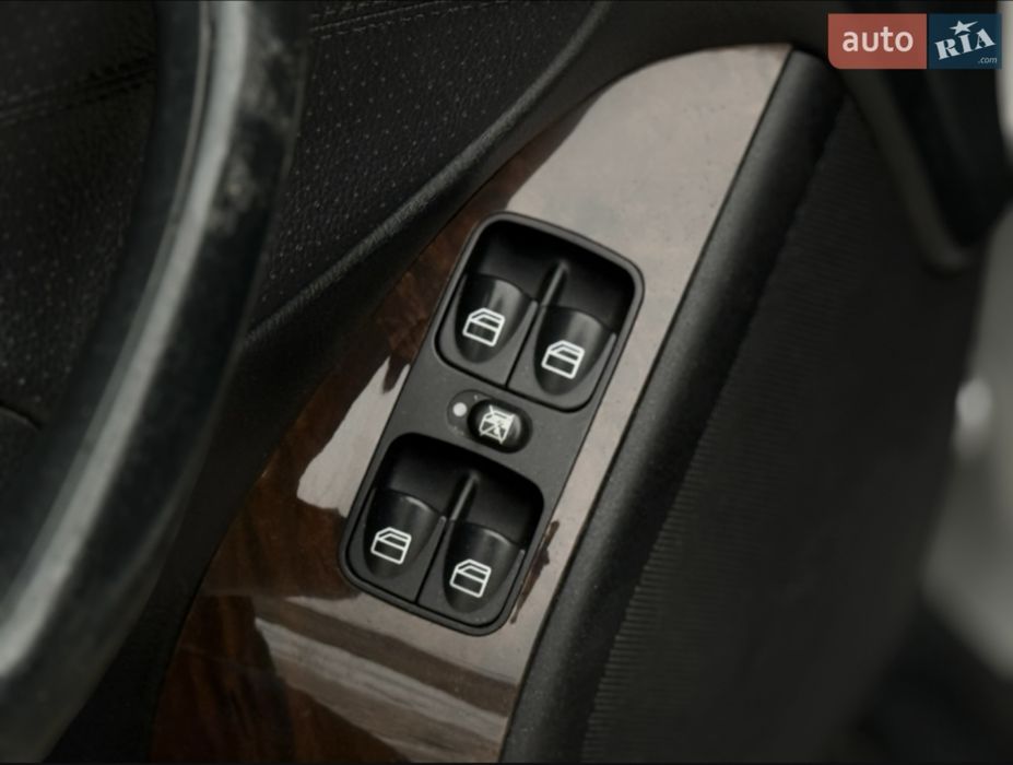 Mercedes-benz W203 C 180 Kompressor РЕСТАИЛІНГ