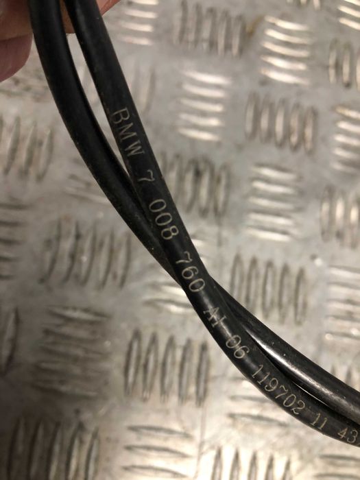 Linka cięgno maski Bmw E60 E61 E63 E64 Europa