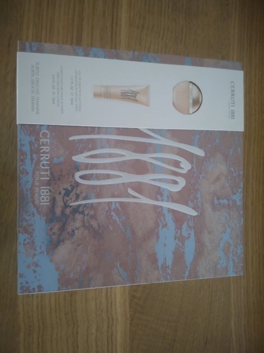 Coffret Cerruti 1881 para Senhora. NOVO