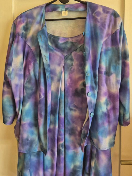 Garsonka ze spódnicą 44-46